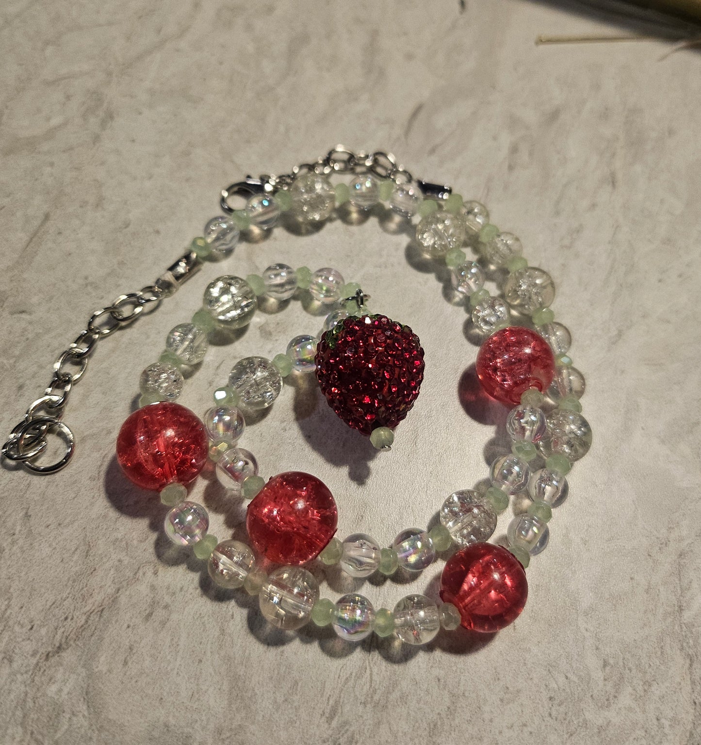 9" Mint Berry Beaded Necklace