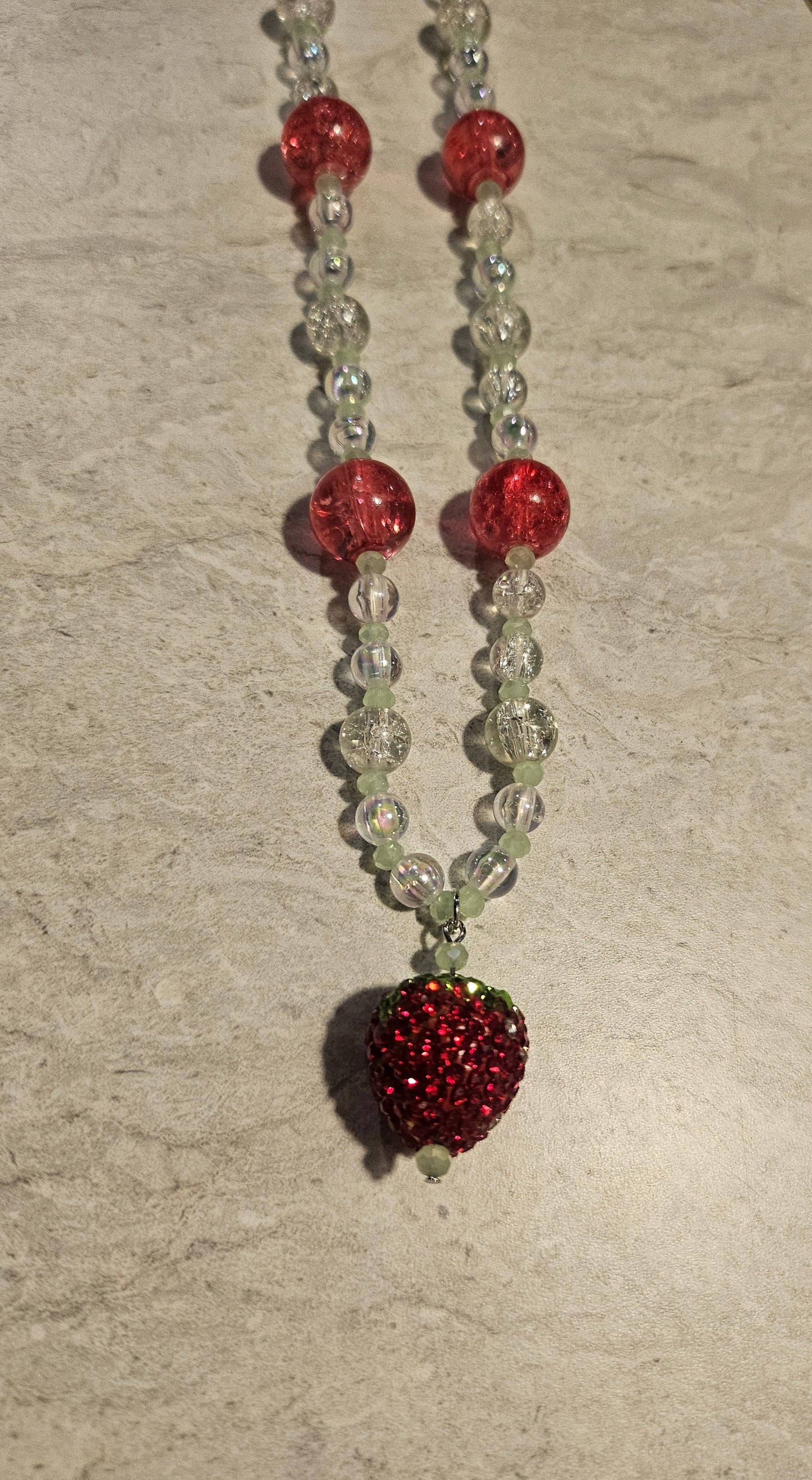 9" Mint Berry Beaded Necklace