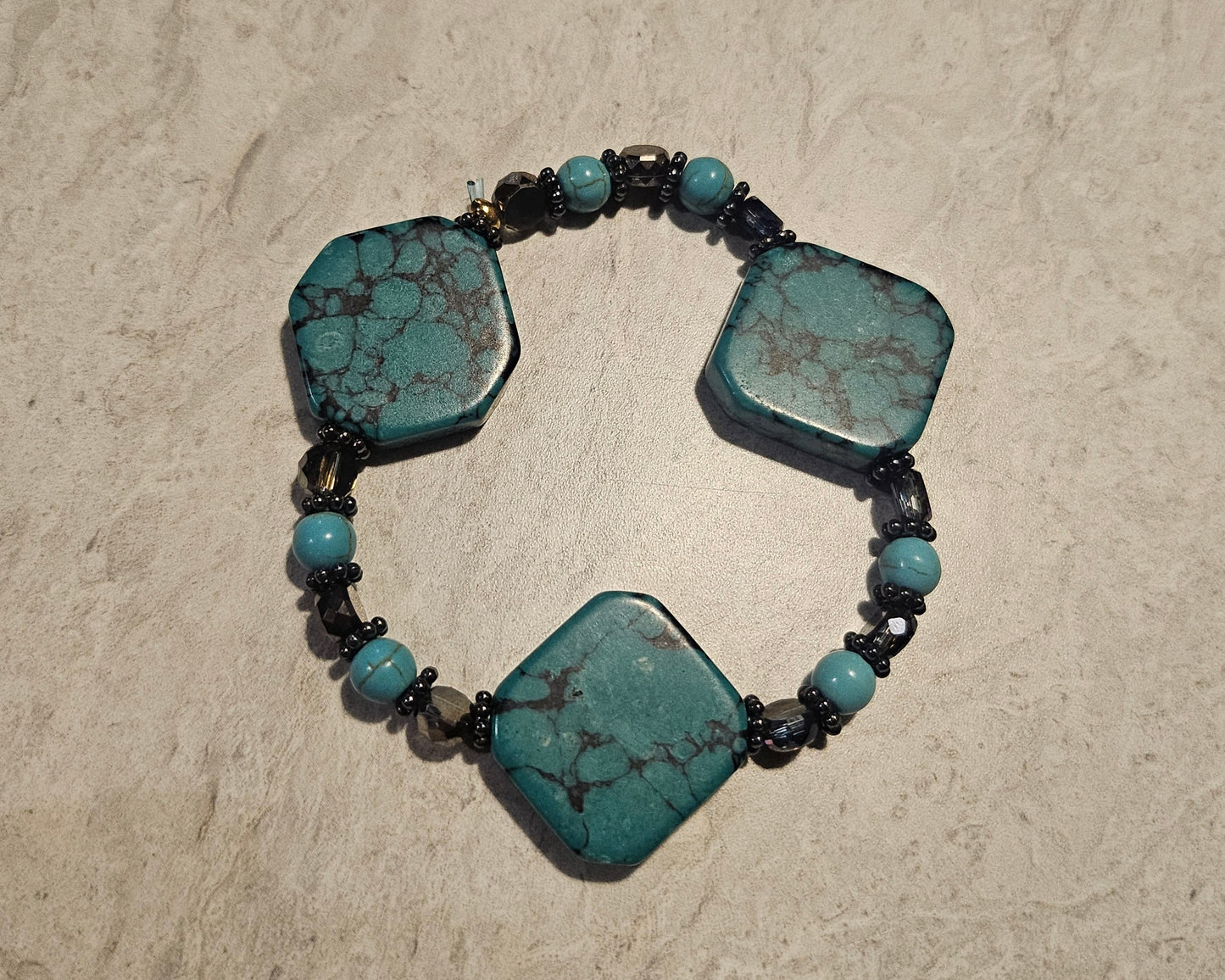 6-7" Turquoise Stretchy Bracelet