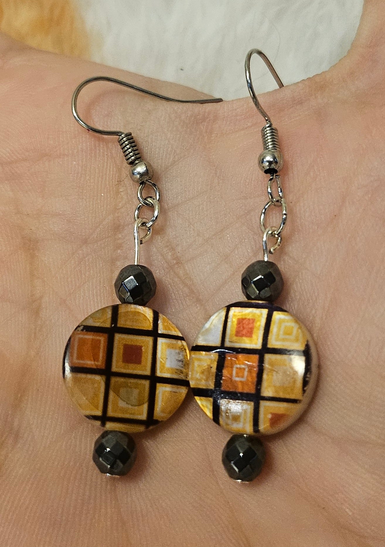 2" Check Abolone/Hematite Earrings