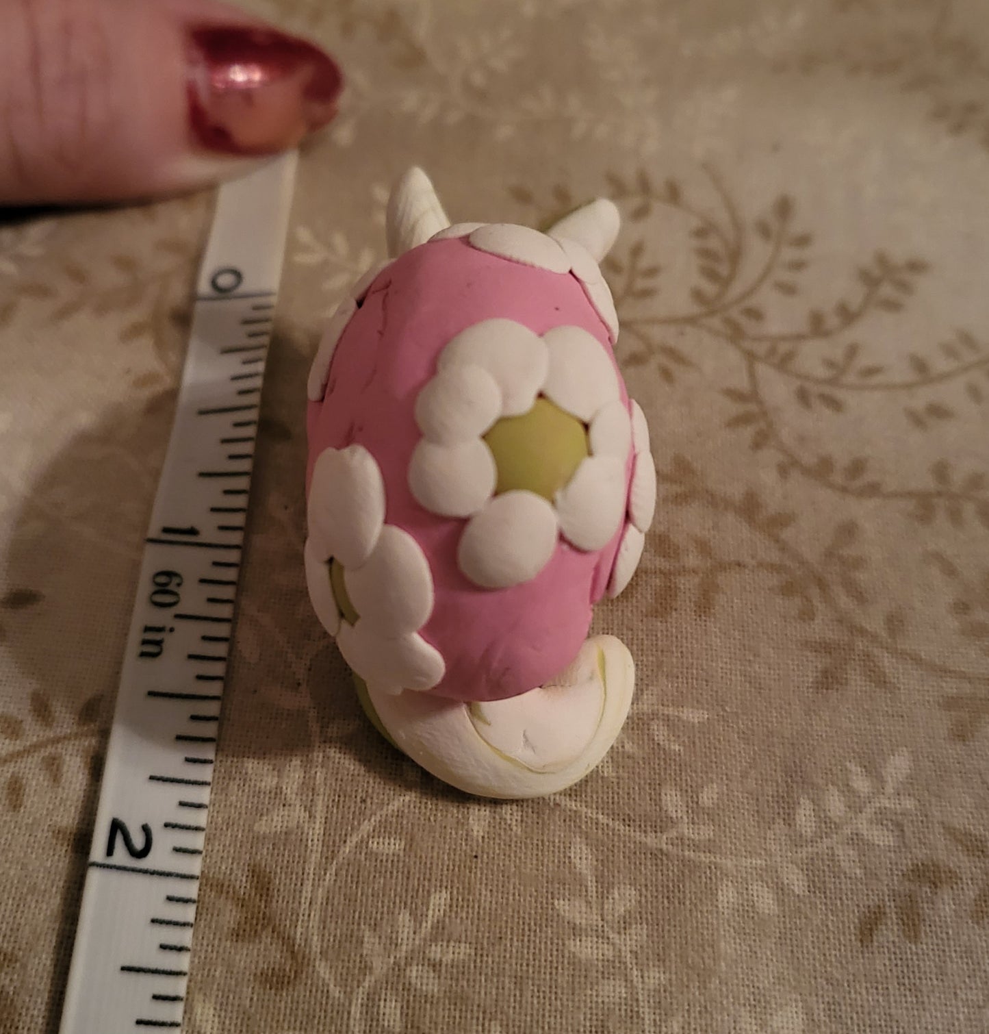 2" Daisy Snail Clay Figurine