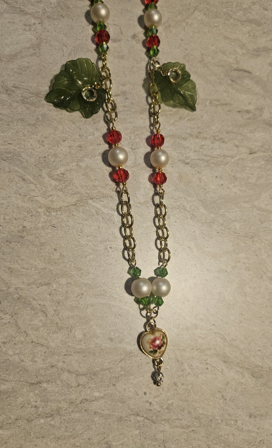 10" Strawberry Rose Heart Beaded Necklace