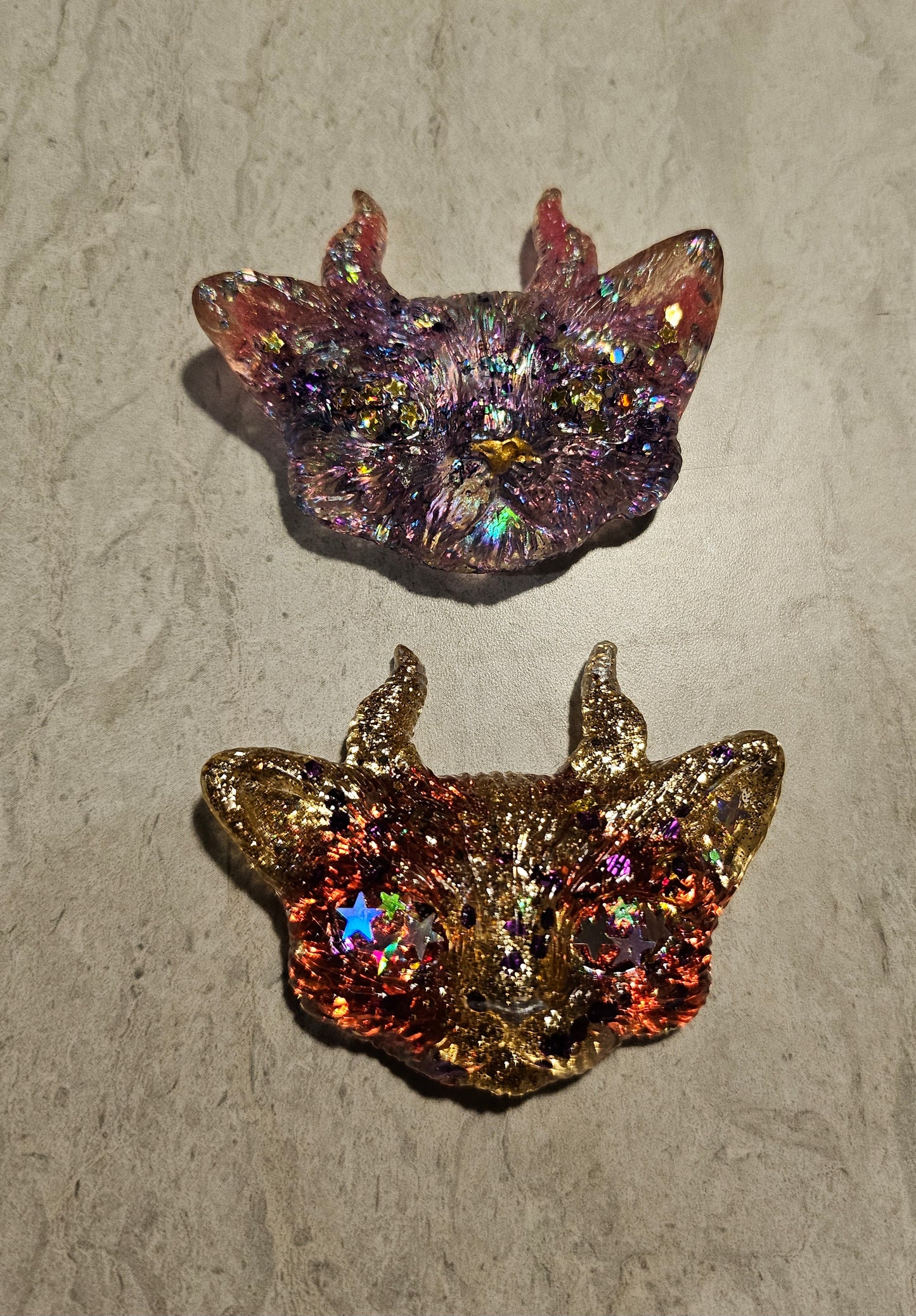 Red/Purple Odd Kitty Magnet Set