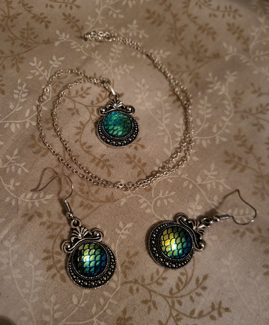 Black Mermaid Scale Necklace/Earring Set